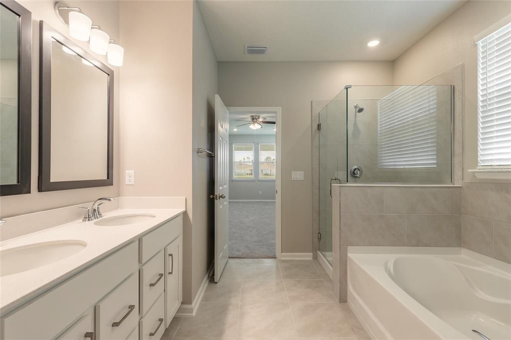 For Sale: $475,000 (4 beds, 3 baths, 2239 Square Feet)