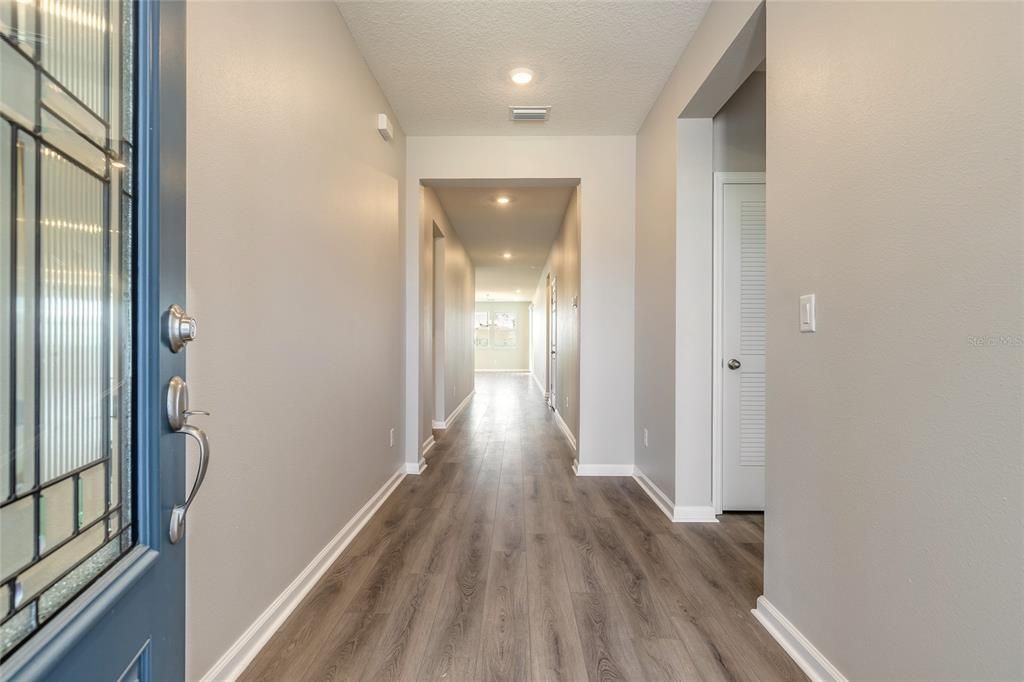 For Sale: $475,000 (4 beds, 3 baths, 2239 Square Feet)