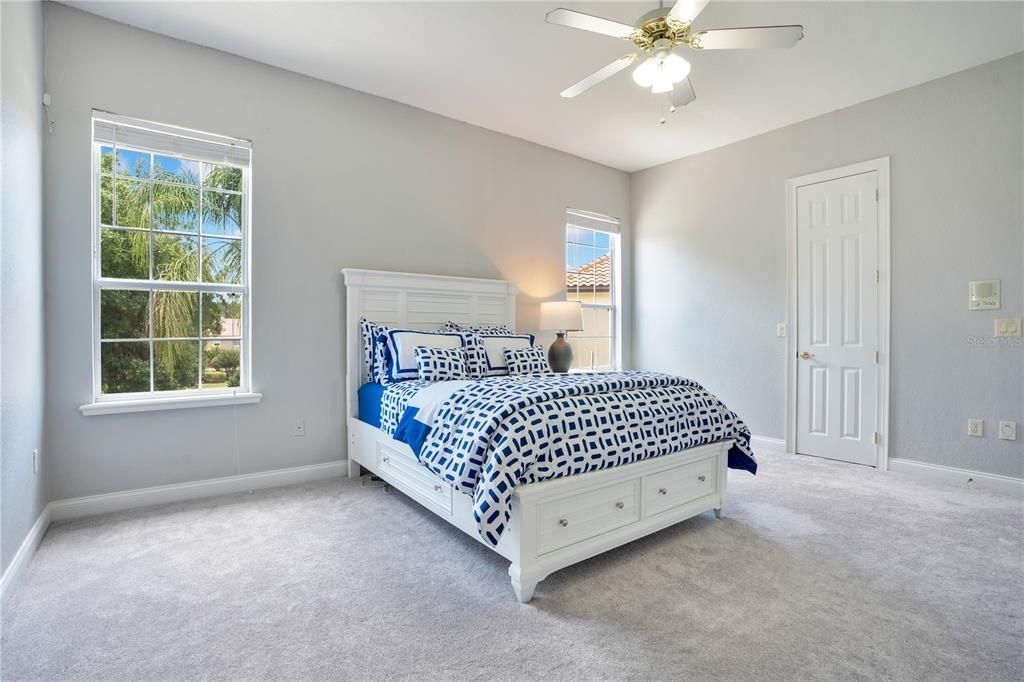 For Sale: $1,195,000 (5 beds, 3 baths, 3916 Square Feet)