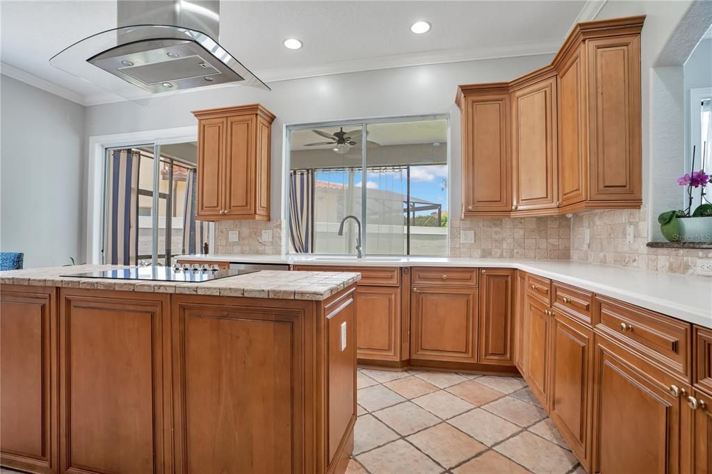 For Sale: $1,195,000 (5 beds, 3 baths, 3916 Square Feet)