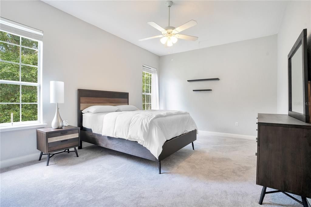 For Sale: $1,195,000 (5 beds, 3 baths, 3916 Square Feet)