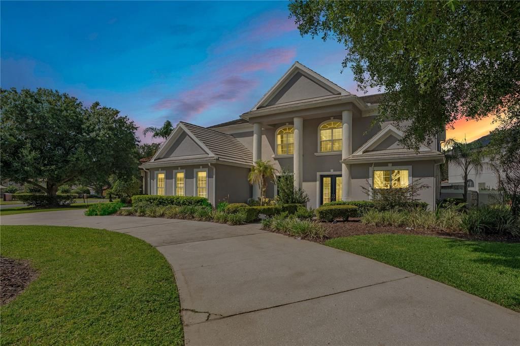 For Sale: $1,195,000 (5 beds, 3 baths, 3916 Square Feet)
