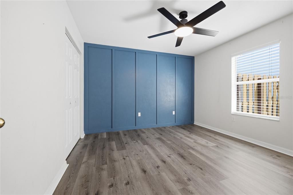 Activo con contrato: $395,000 (3 camas, 2 baños, 1827 Pies cuadrados)