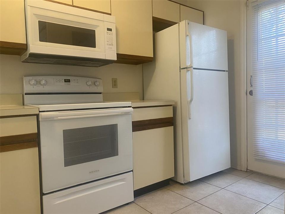 En Venta: $249,000 (3 camas, 2 baños, 1214 Pies cuadrados)