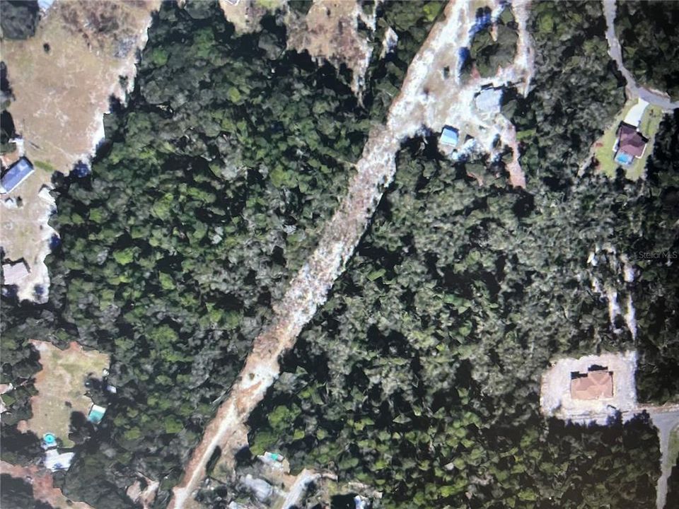 На продажу: $309,000 (12.24 acres)