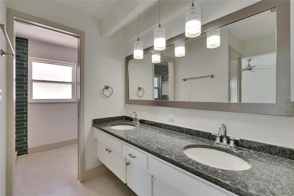 В аренду: $5,995 (3 спален, 2 ванн, 2176 Квадратных фут)