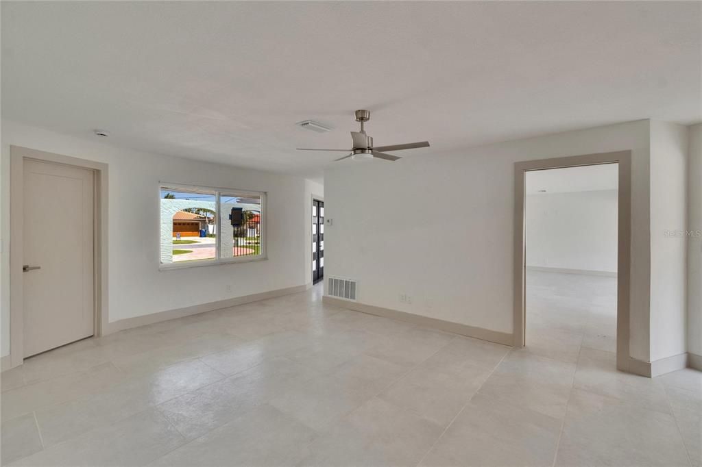 В аренду: $5,995 (3 спален, 2 ванн, 2176 Квадратных фут)