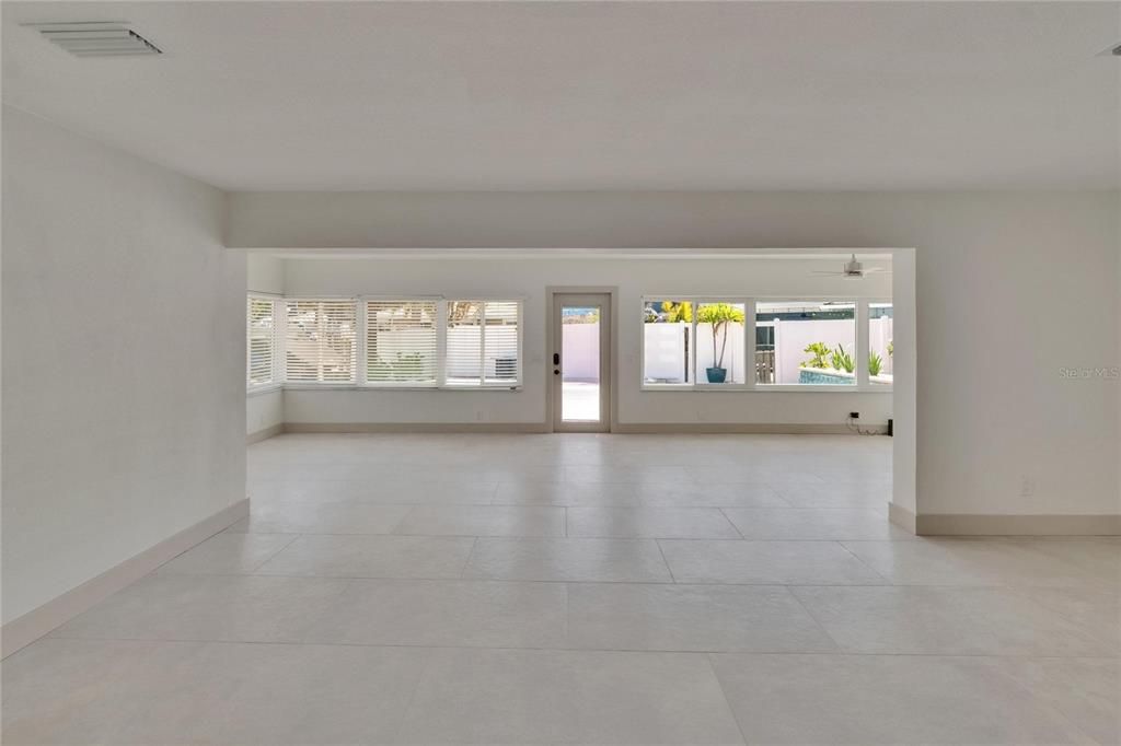 В аренду: $5,995 (3 спален, 2 ванн, 2176 Квадратных фут)