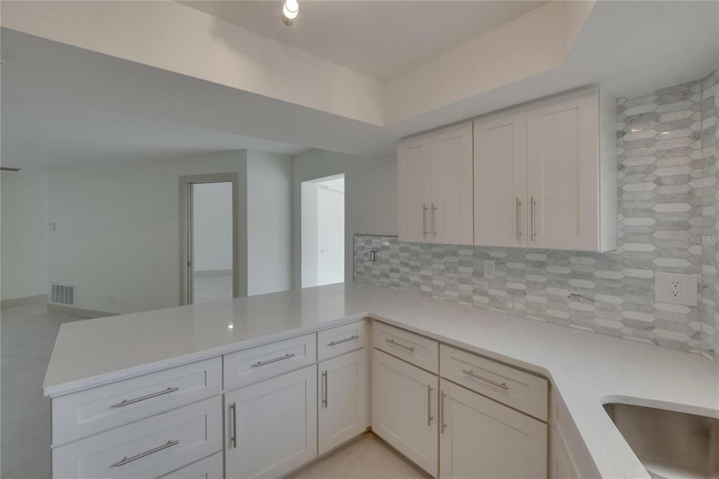 В аренду: $5,995 (3 спален, 2 ванн, 2176 Квадратных фут)