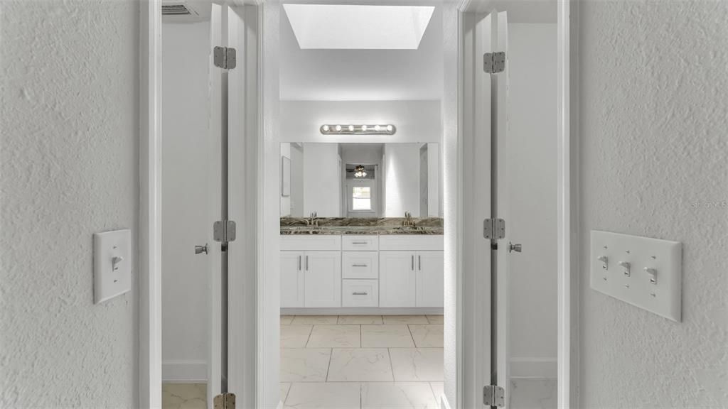 Active With Contract: $359,900 (3 beds, 2 baths, 1812 Square Feet)