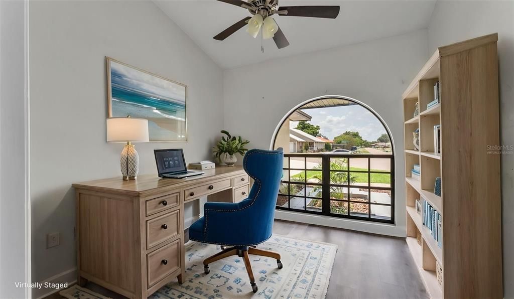 Active With Contract: $359,900 (3 beds, 2 baths, 1812 Square Feet)