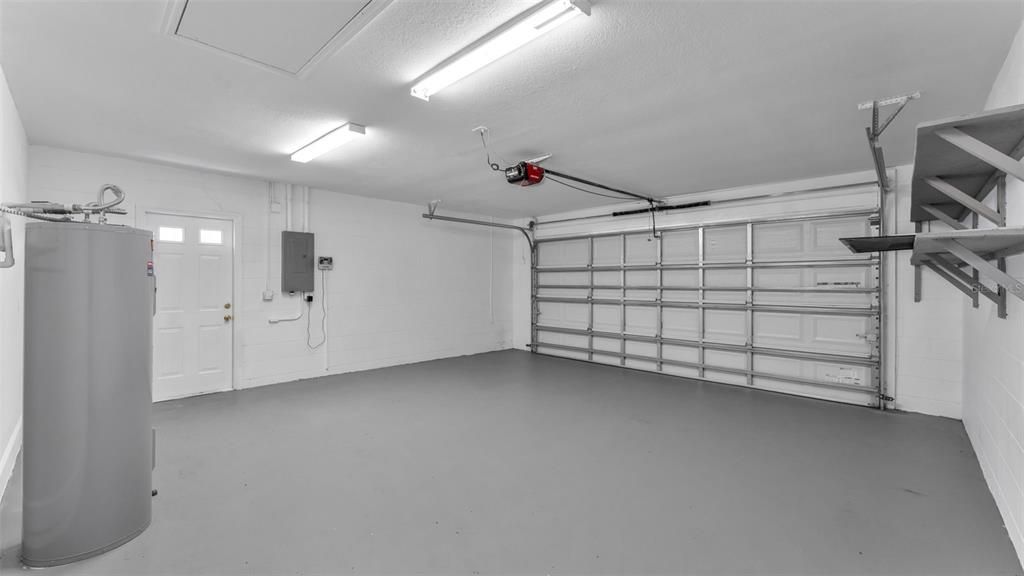 Active With Contract: $359,900 (3 beds, 2 baths, 1812 Square Feet)