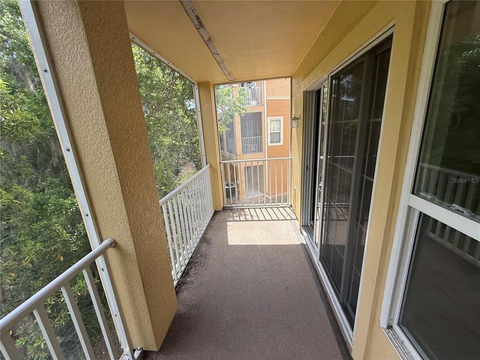 Active With Contract: $217,000 (3 beds, 2 baths, 1388 Square Feet)