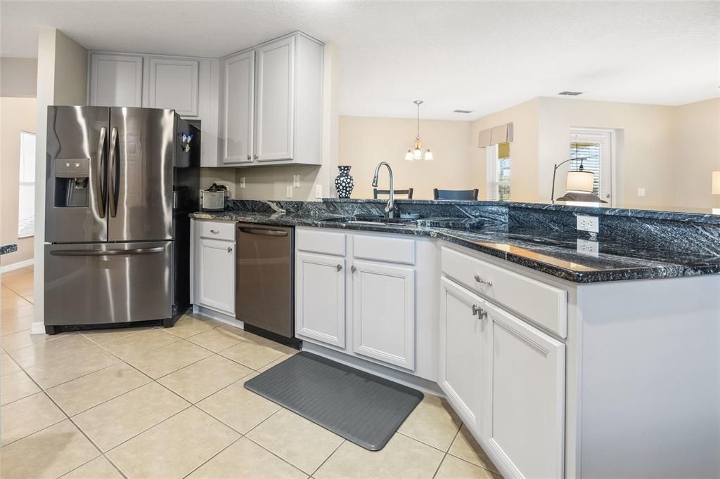 For Sale: $375,000 (2 beds, 2 baths, 2235 Square Feet)