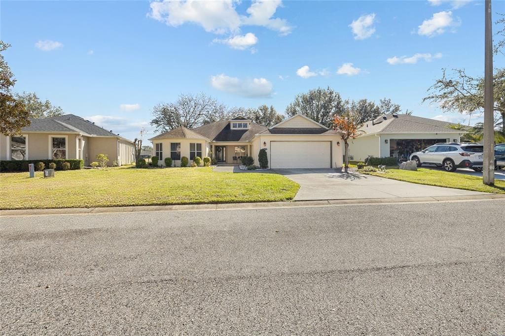 For Sale: $375,000 (2 beds, 2 baths, 2235 Square Feet)