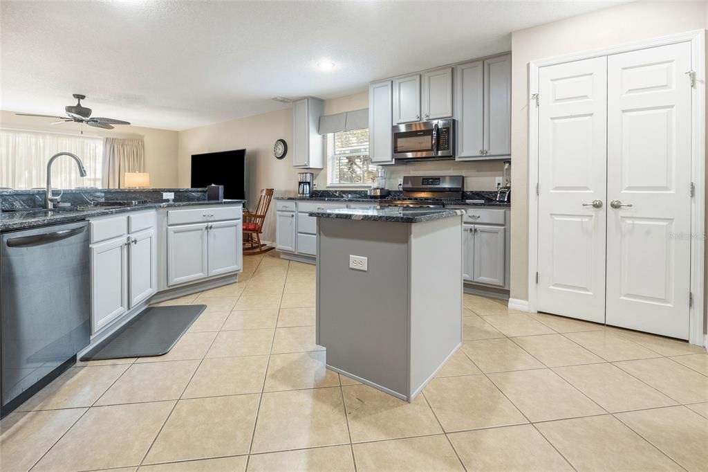 For Sale: $375,000 (2 beds, 2 baths, 2235 Square Feet)