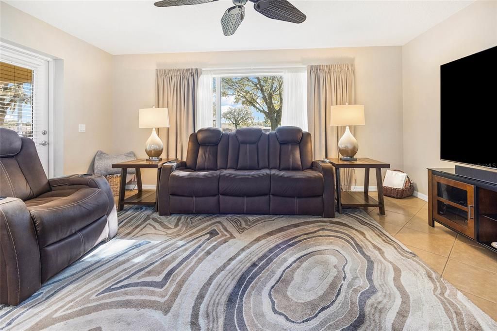 For Sale: $375,000 (2 beds, 2 baths, 2235 Square Feet)
