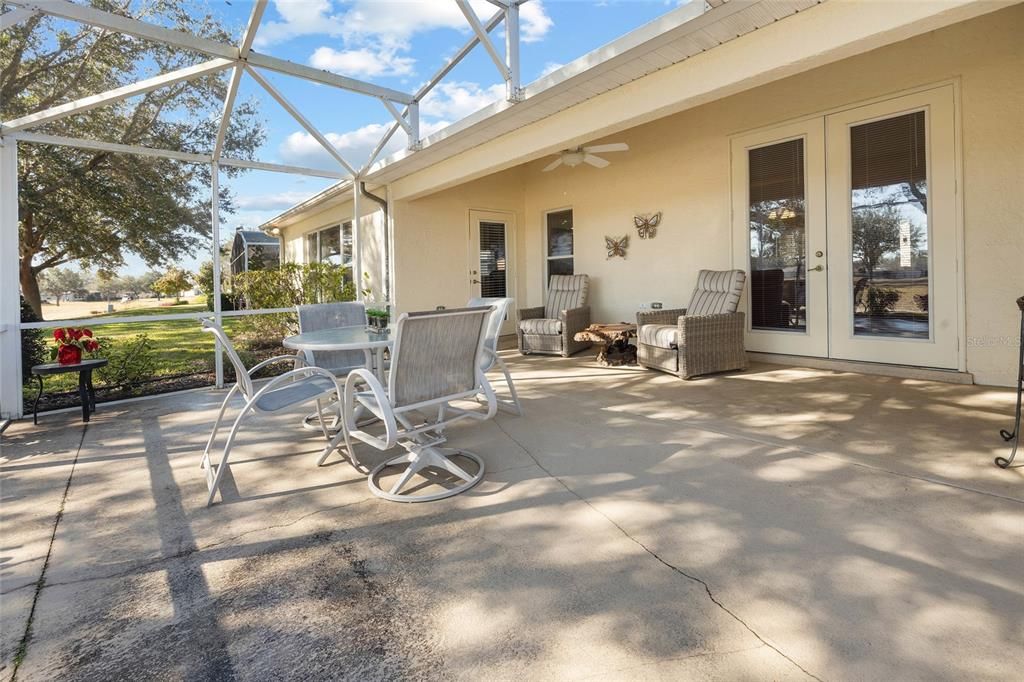 For Sale: $375,000 (2 beds, 2 baths, 2235 Square Feet)