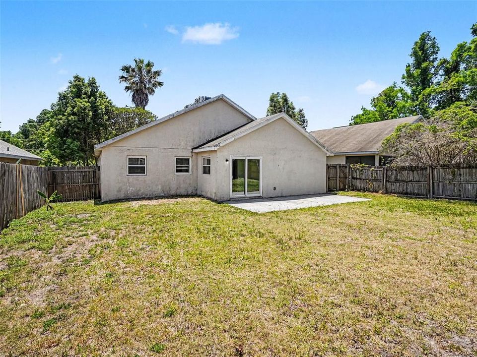 Active With Contract: $324,900 (3 beds, 2 baths, 1617 Square Feet)