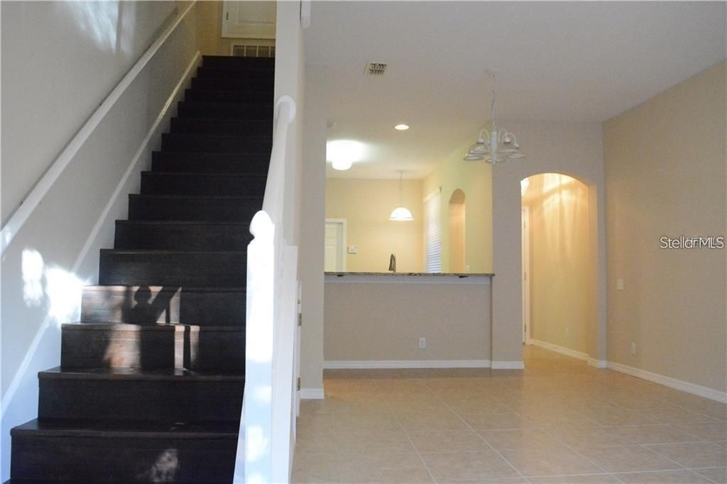 В аренду: $1,950 (2 спален, 2 ванн, 1516 Квадратных фут)