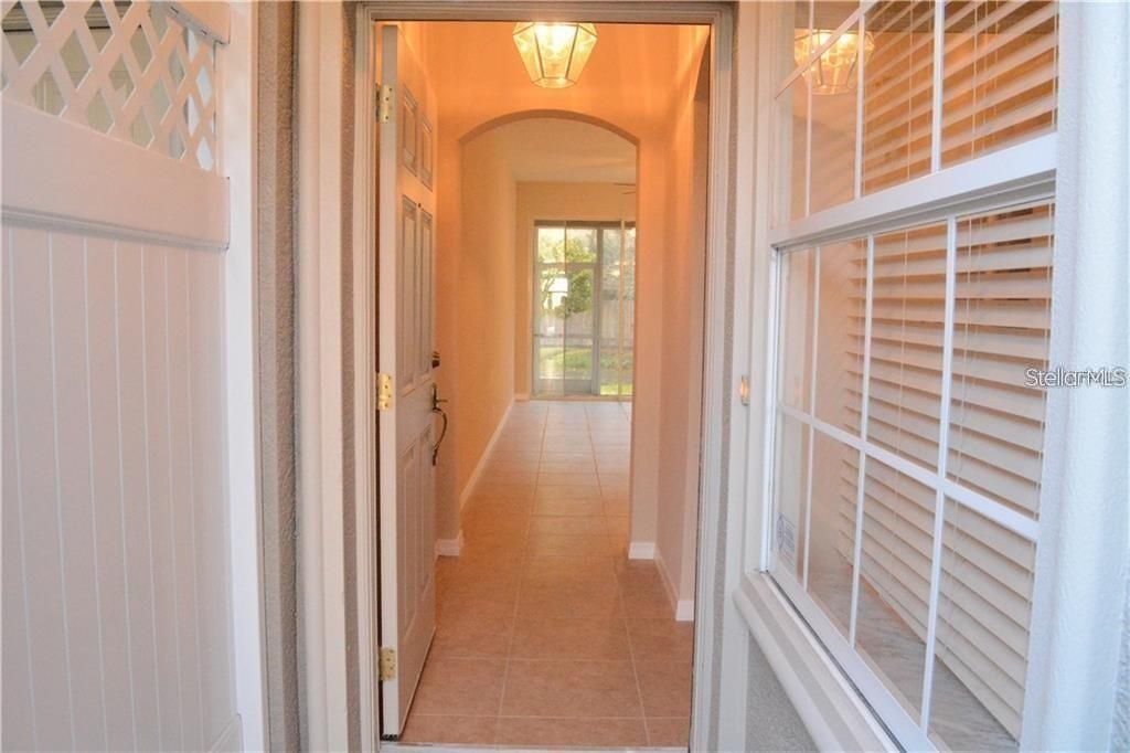 В аренду: $1,950 (2 спален, 2 ванн, 1516 Квадратных фут)