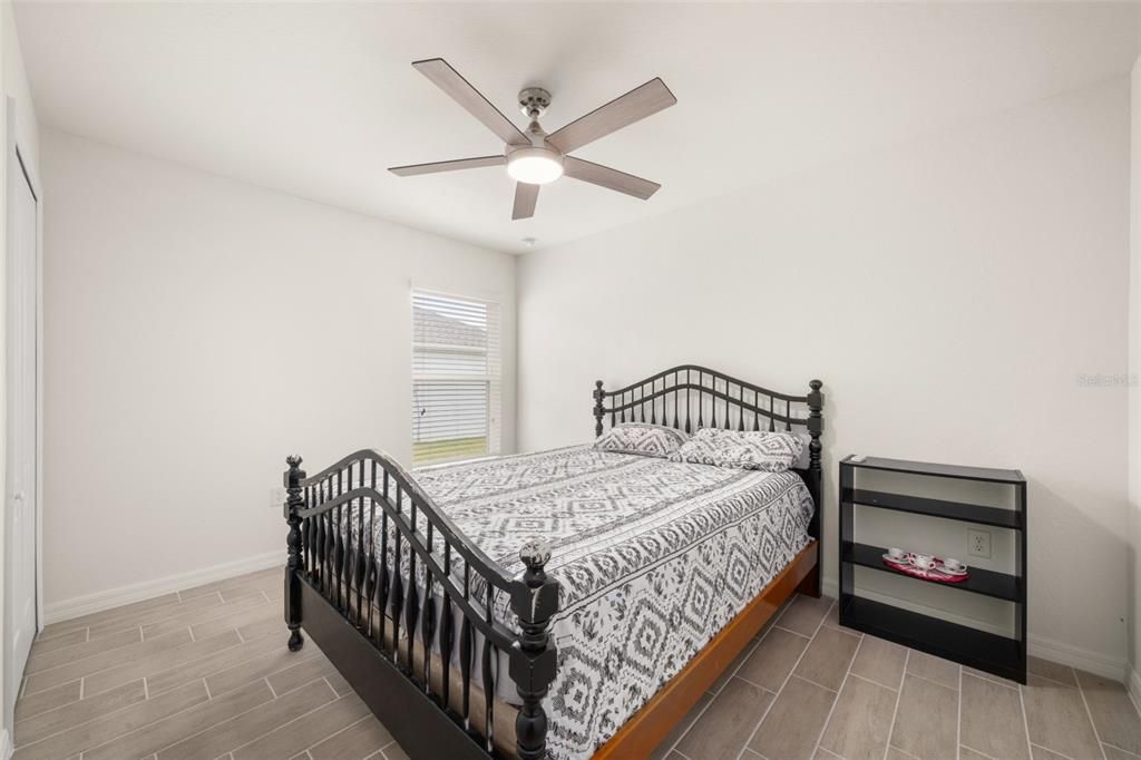For Sale: $324,900 (3 beds, 2 baths, 1593 Square Feet)