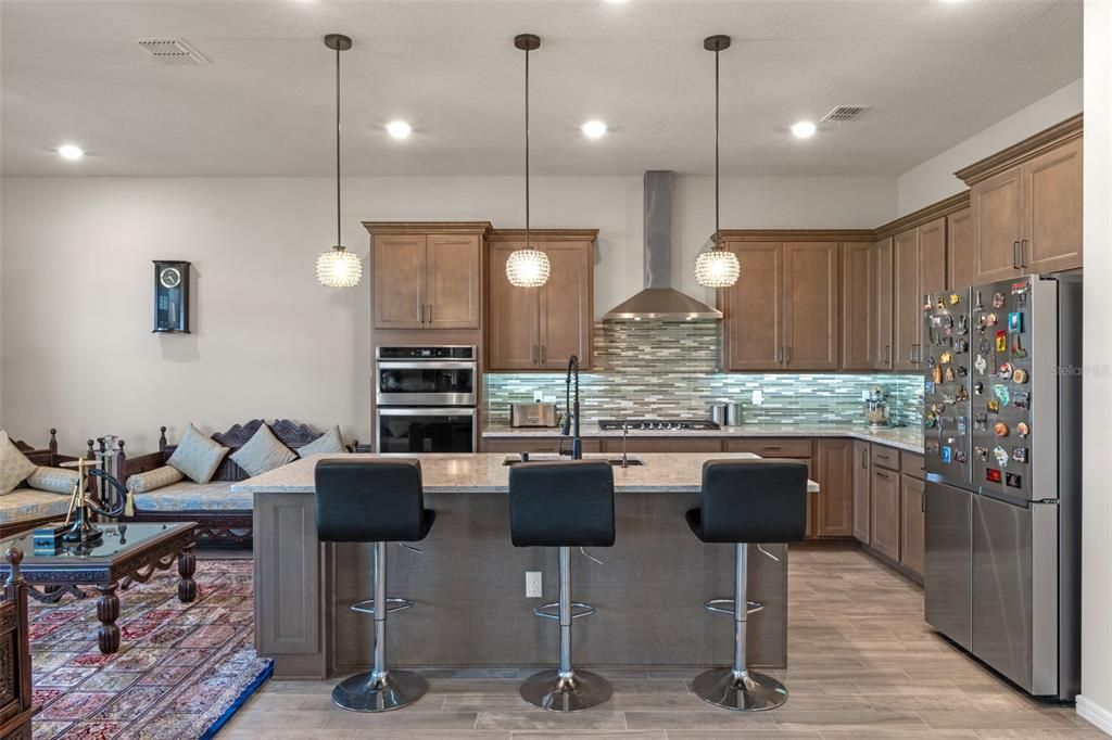 For Sale: $1,060,000 (5 beds, 4 baths, 3333 Square Feet)