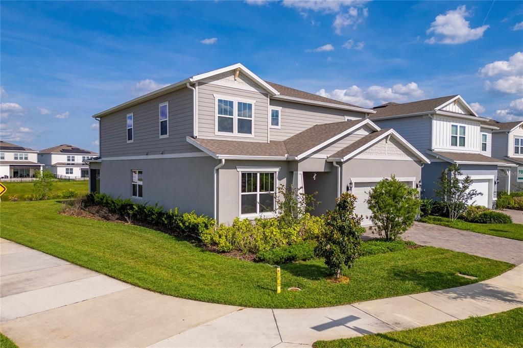For Sale: $1,060,000 (5 beds, 4 baths, 3333 Square Feet)