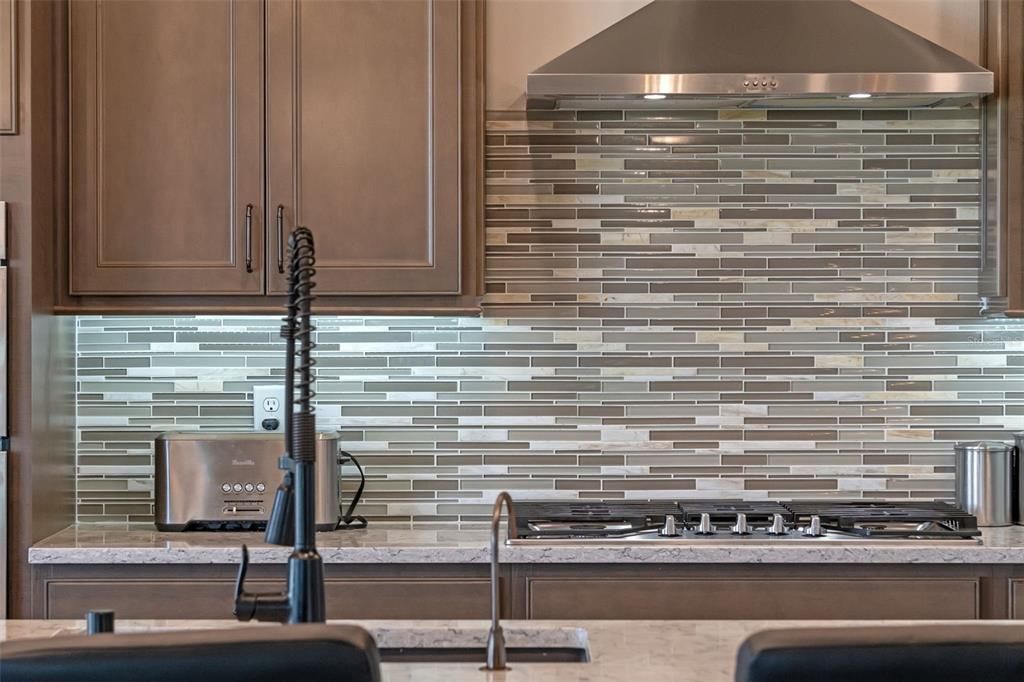 For Sale: $1,060,000 (5 beds, 4 baths, 3333 Square Feet)