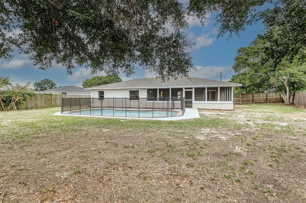 For Sale: $374,950 (3 beds, 2 baths, 1642 Square Feet)