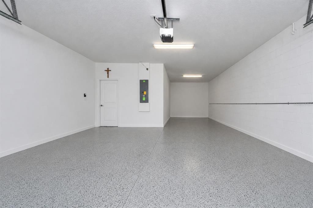 En Venta: $698,900 (5 camas, 4 baños, 3809 Pies cuadrados)