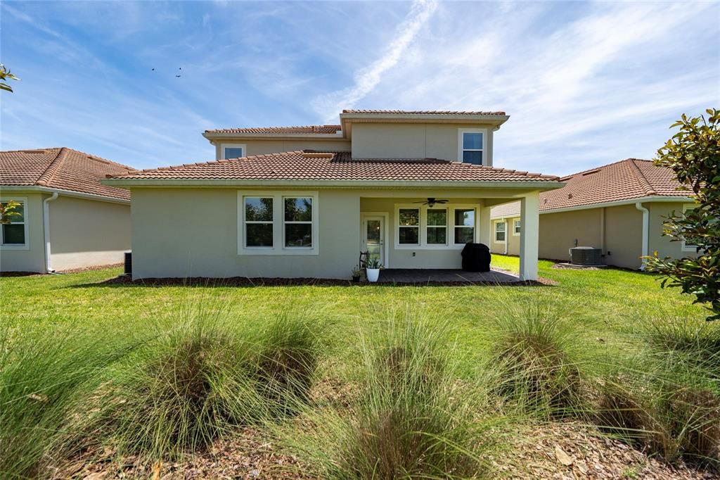 En Venta: $698,900 (5 camas, 4 baños, 3809 Pies cuadrados)
