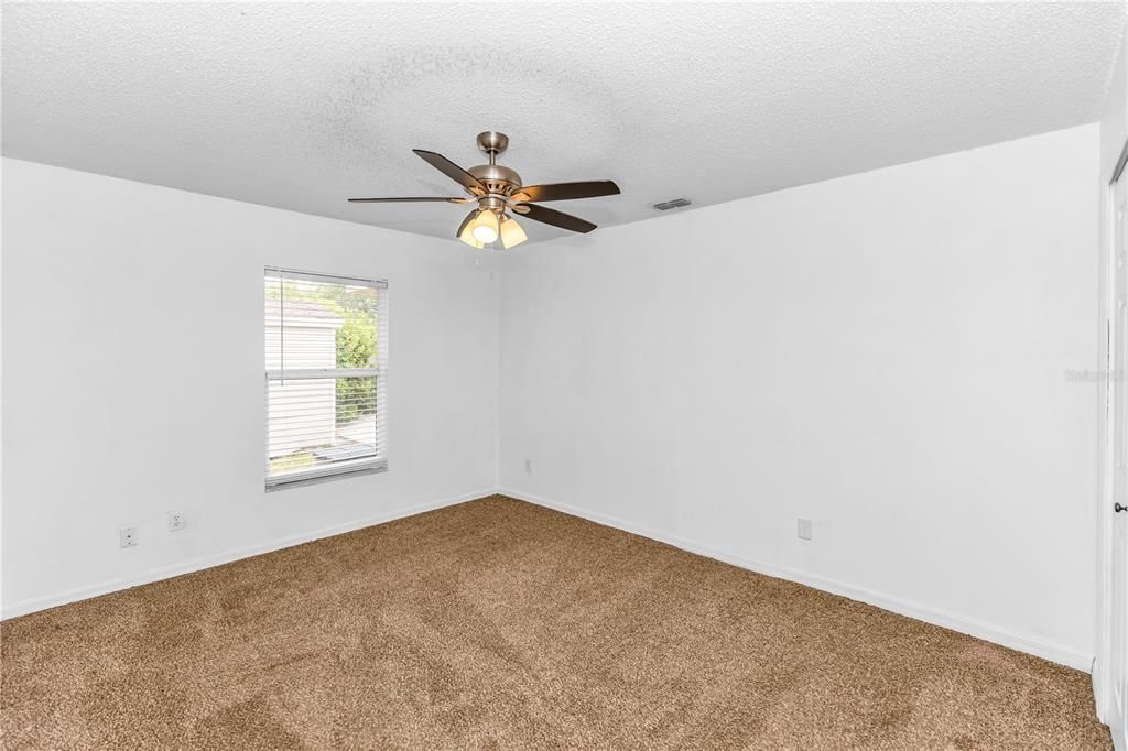 For Sale: $470,000 (4 beds, 2 baths, 2027 Square Feet)