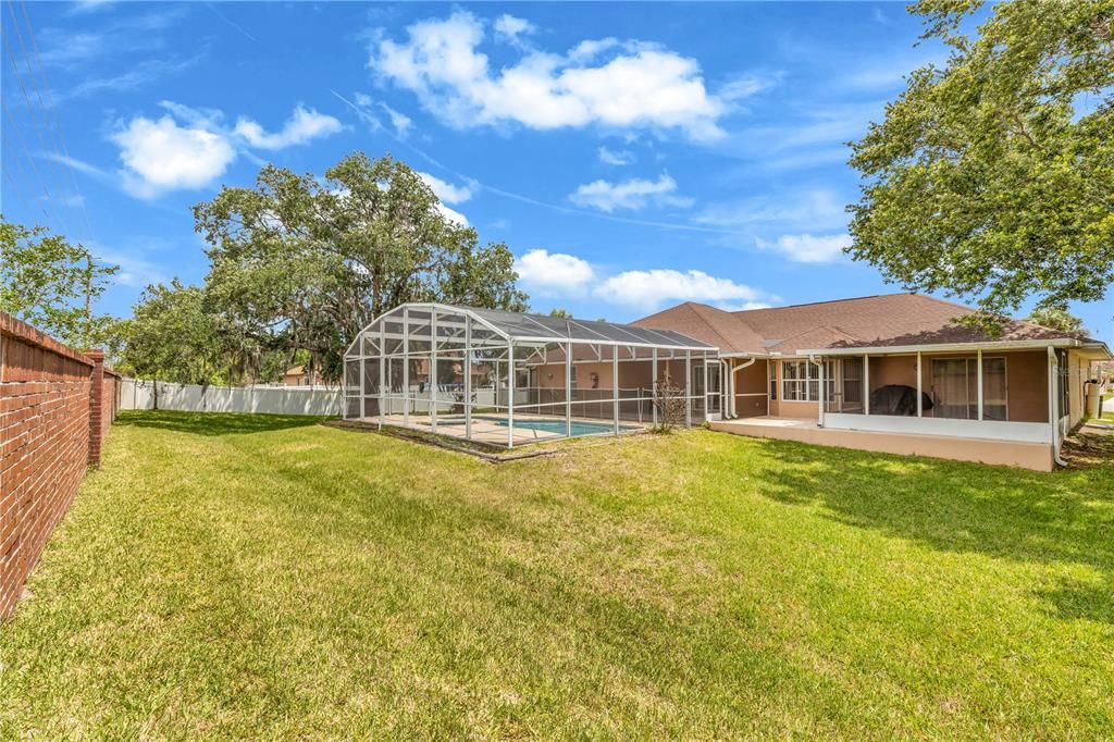 For Sale: $470,000 (4 beds, 2 baths, 2027 Square Feet)