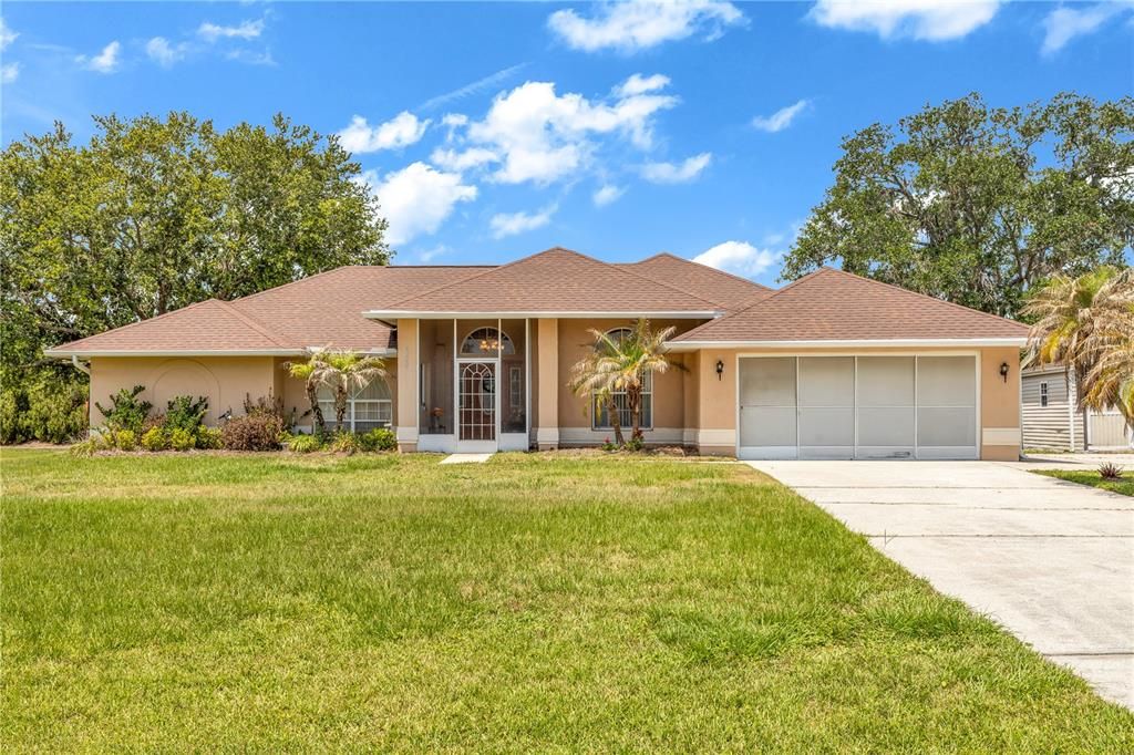 For Sale: $470,000 (4 beds, 2 baths, 2027 Square Feet)