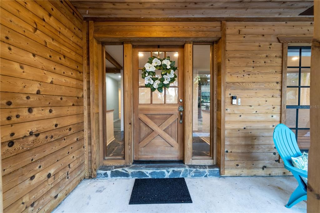 En Renta: $4,400 (4 camas, 2 baños, 3113 Pies cuadrados)