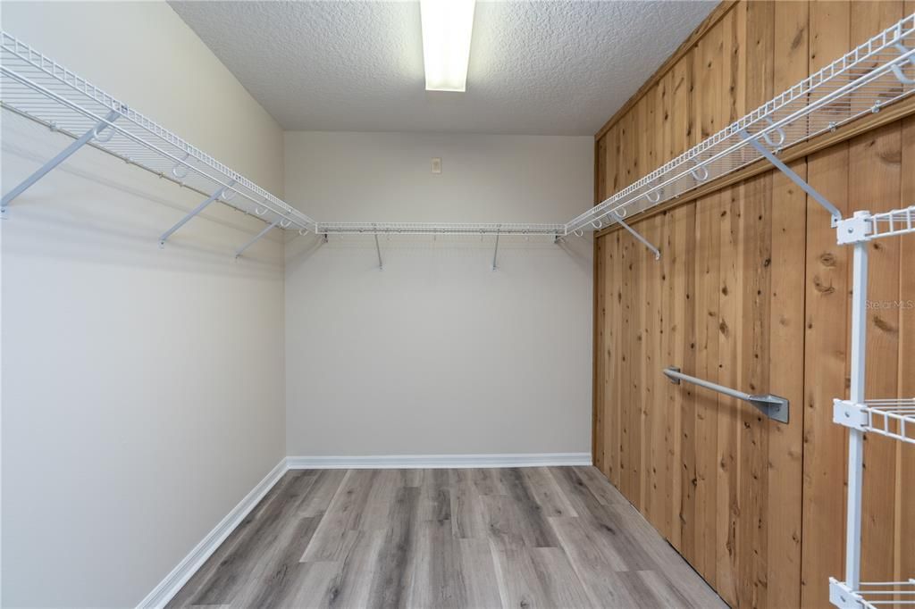 En Renta: $4,400 (4 camas, 2 baños, 3113 Pies cuadrados)