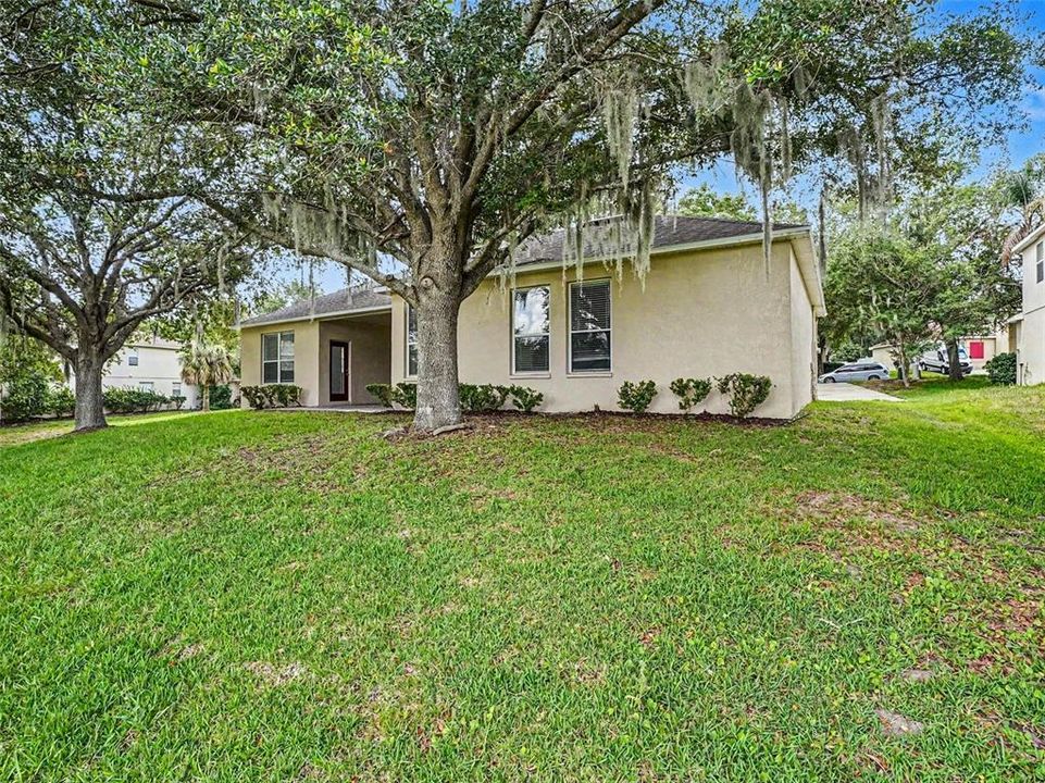 For Sale: $424,900 (3 beds, 2 baths, 2373 Square Feet)