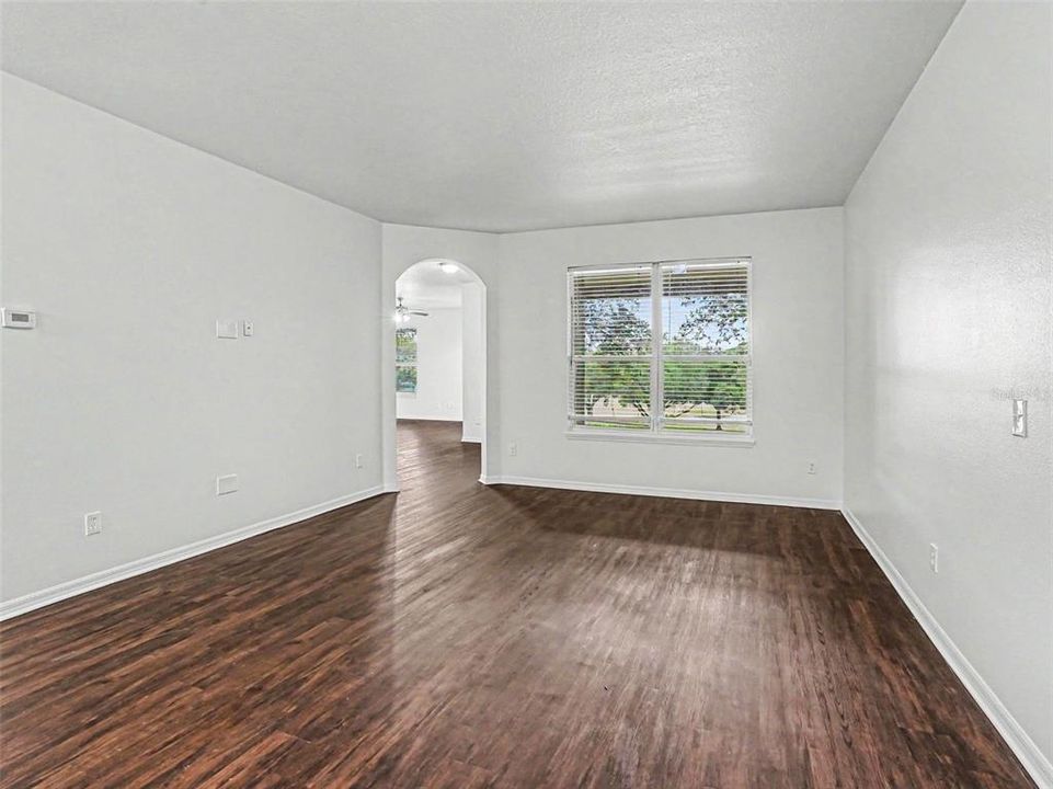 For Sale: $424,900 (3 beds, 2 baths, 2373 Square Feet)