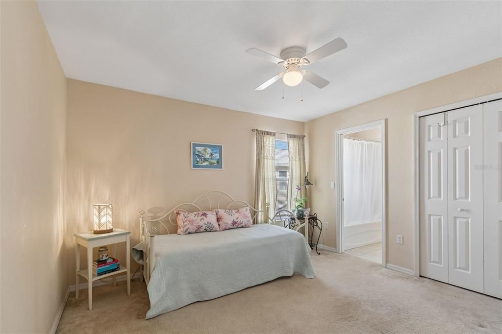 Active With Contract: $250,000 (3 beds, 2 baths, 1624 Square Feet)