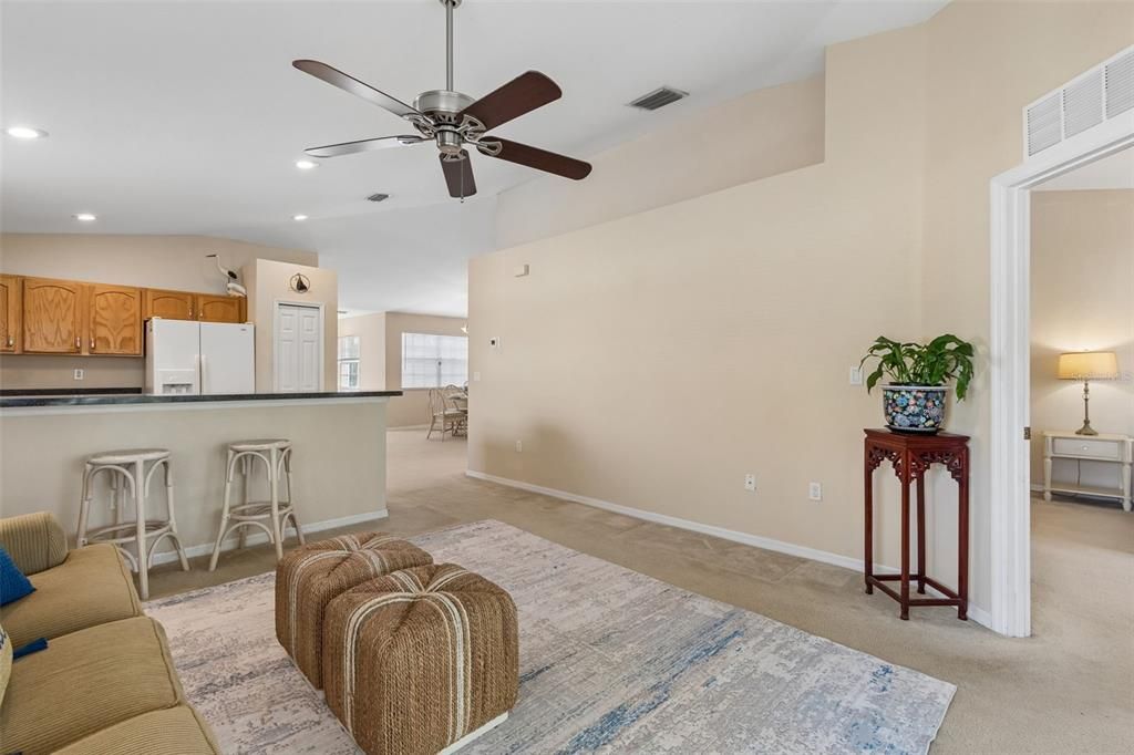 Active With Contract: $250,000 (3 beds, 2 baths, 1624 Square Feet)