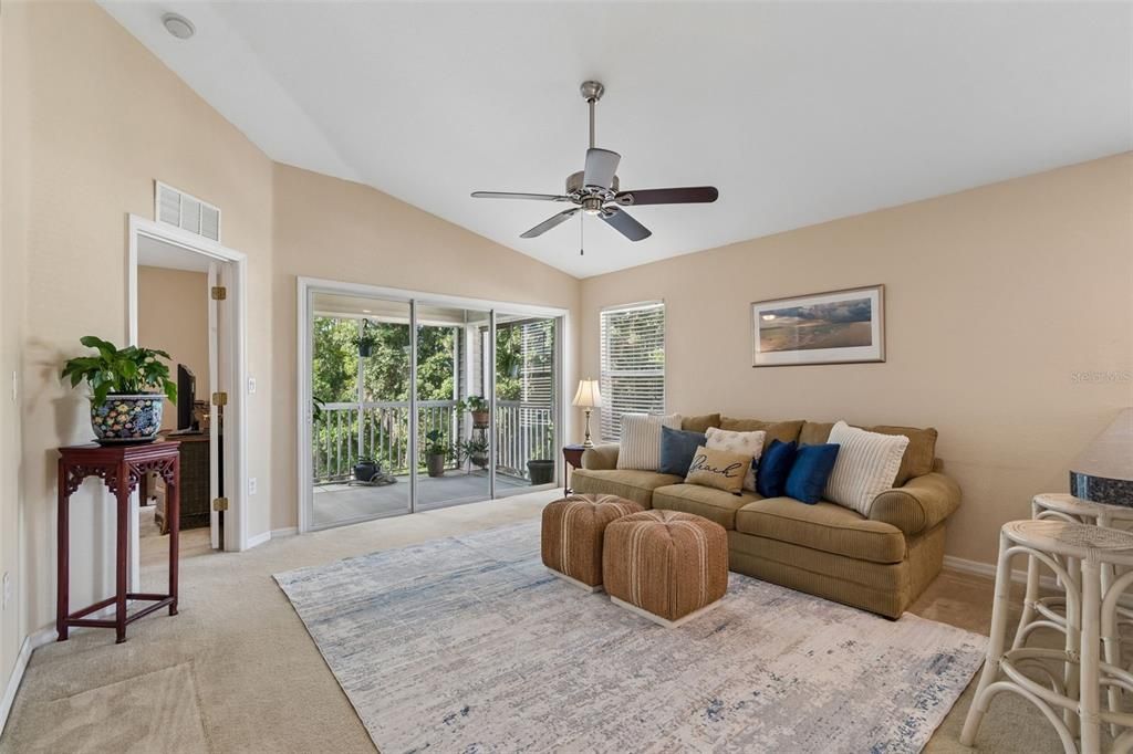 Active With Contract: $250,000 (3 beds, 2 baths, 1624 Square Feet)