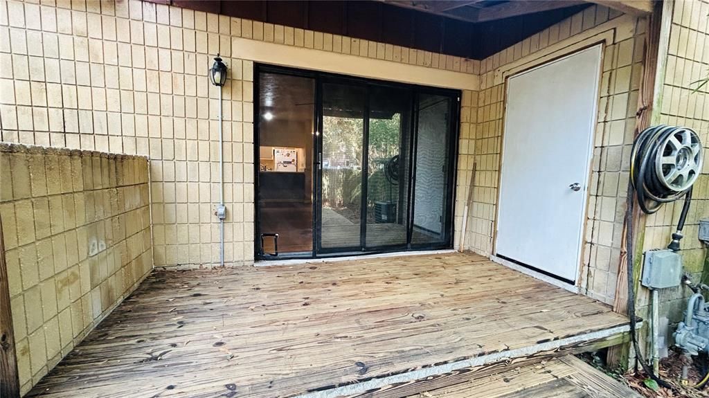 For Rent: $1,425 (2 beds, 2 baths, 1120 Square Feet)