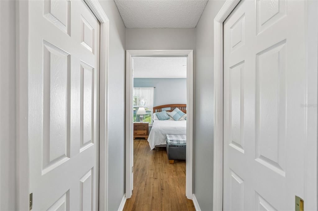 Activo con contrato: $275,000 (3 camas, 2 baños, 1556 Pies cuadrados)