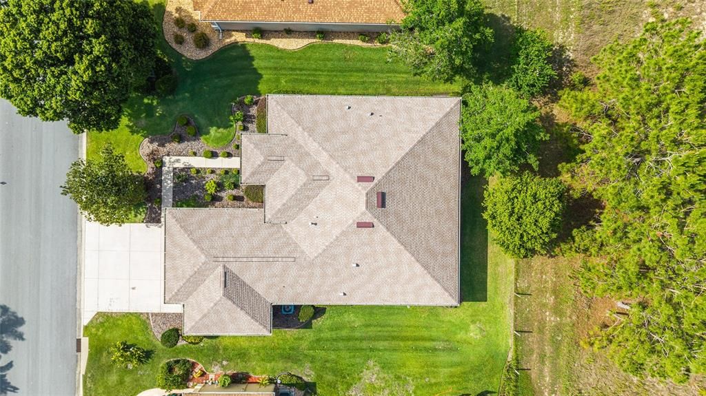 На продажу: $399,900 (3 спален, 2 ванн, 2126 Квадратных фут)