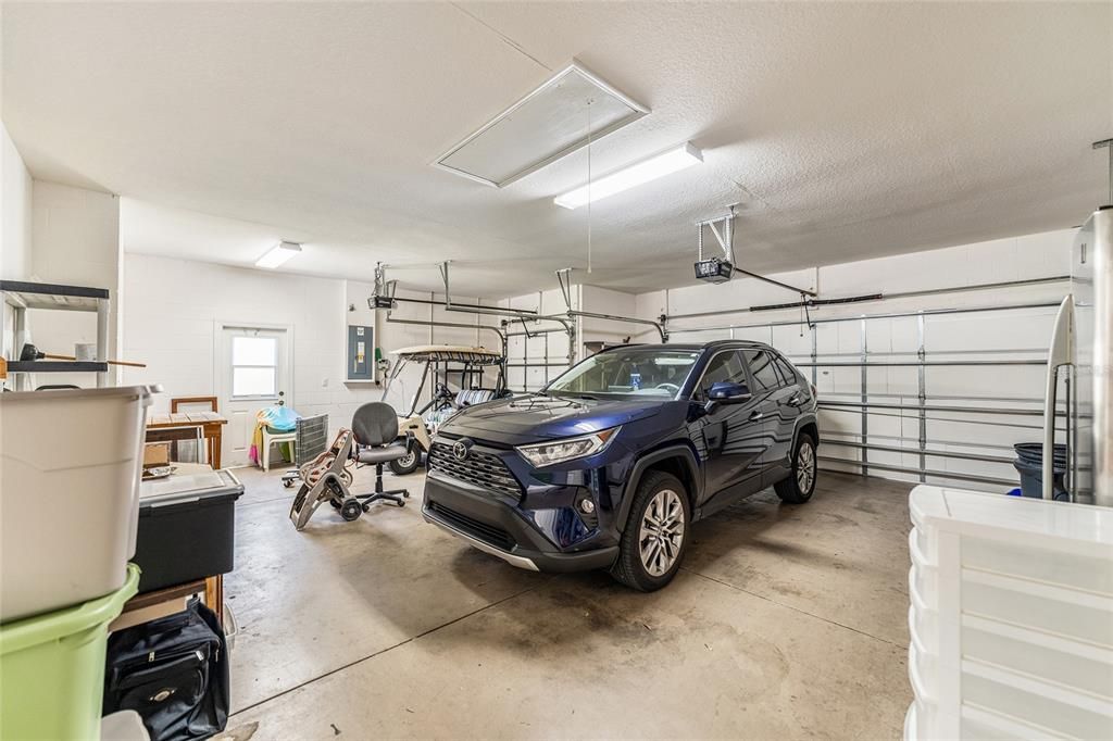 На продажу: $399,900 (3 спален, 2 ванн, 2126 Квадратных фут)