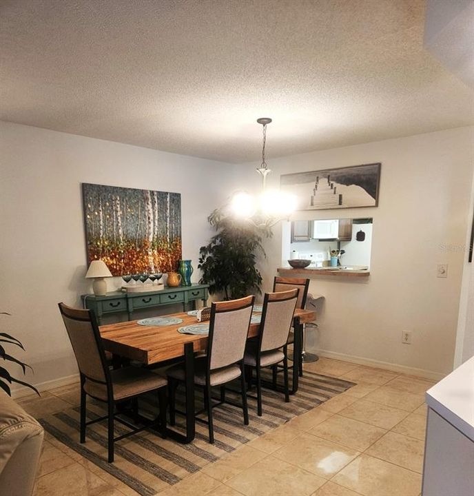 For Rent: $3,900 (2 beds, 2 baths, 1112 Square Feet)