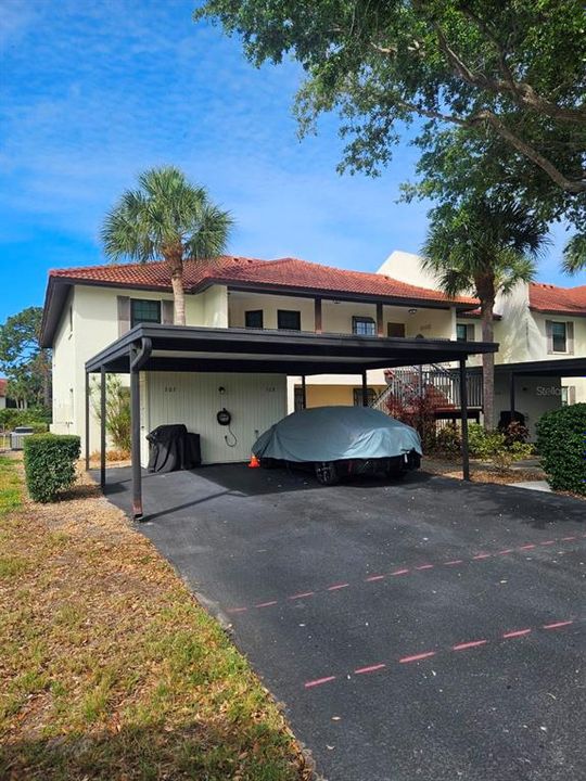 For Rent: $3,900 (2 beds, 2 baths, 1112 Square Feet)