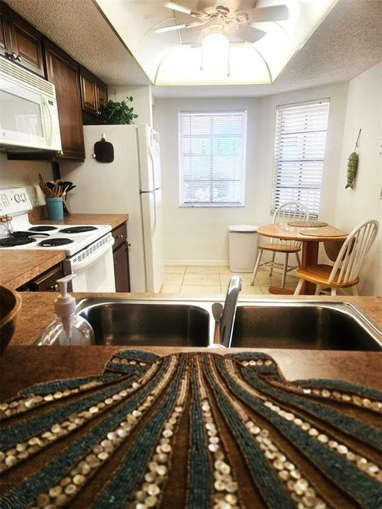 For Rent: $3,900 (2 beds, 2 baths, 1112 Square Feet)