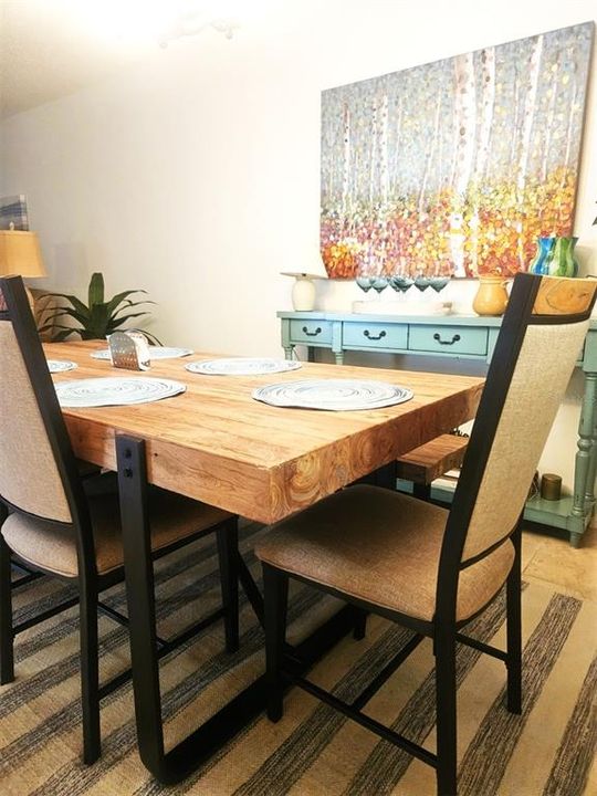 For Rent: $3,900 (2 beds, 2 baths, 1112 Square Feet)